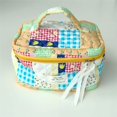 thumbnail image 1 of Bolsa de cosméticos portátil de gran capacidad, bolsa de almacenamiento para el cuidado de la piel, bolsa de algodón acolchada portátil, lindo oso para viajes de estudiantes, 1 of 6