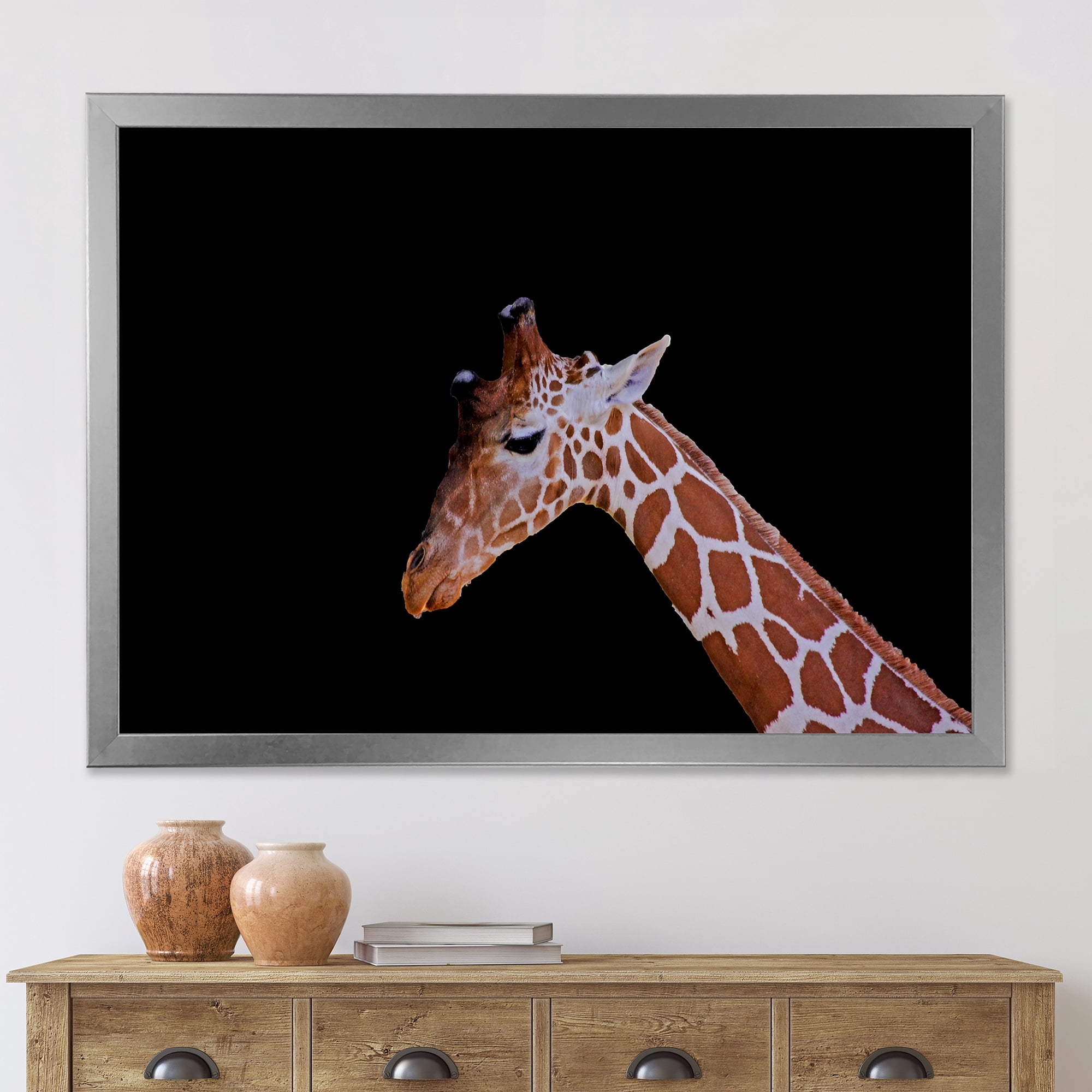 Designart 'Portrait of A Giraffe On Black Background I' Farmhouse Framed Art Print
