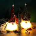 thumbnail image 4 of Decoración de gnomo navideño, muñeco de peluche de gnomo de Papá Noel brillante, muñecos sin rostro, regalos, mini gnomo de Papá Noel de peluche, 4 of 5