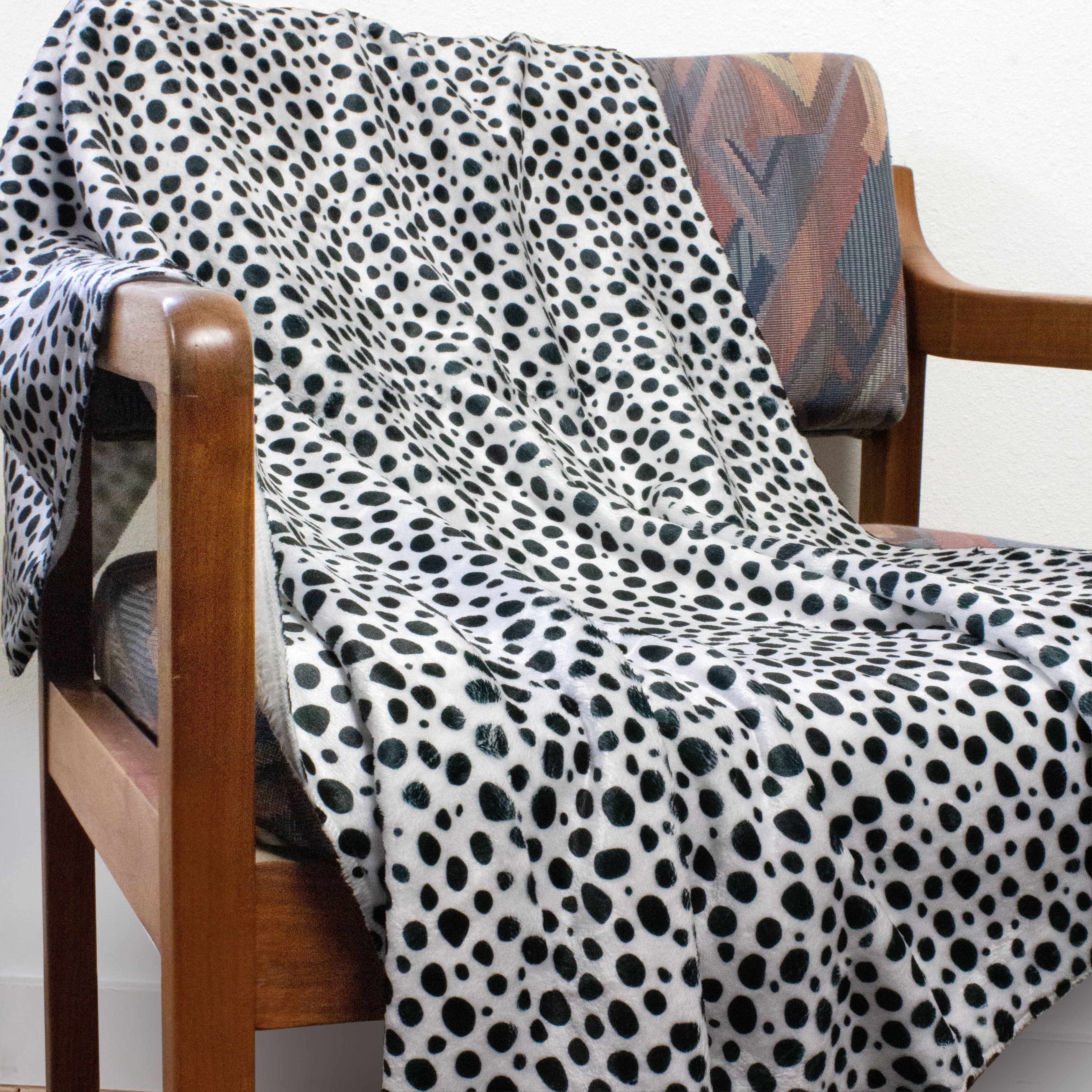 Everything Comfy Cheetah Print Decorative Throw Blanket, 30" X 40", White