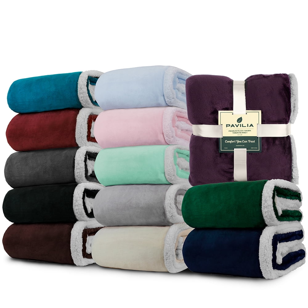 PAVILIA Plush Sherpa Fleece Blanket Throw, Twin, Emerald Green | Soft, Warm, Fuzzy Dark Forest Throw for Couch Sofa | Solid Reversible Cozy Microfiber Fluffy Blanket, 60x80