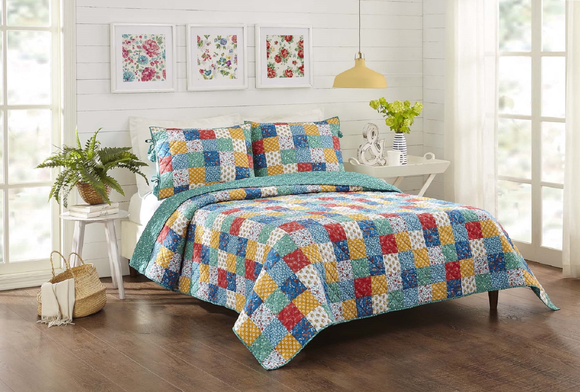 The Pioneer Woman Multi-Color Floral Patchwork 2-Piece Cotton Standard Sham Set