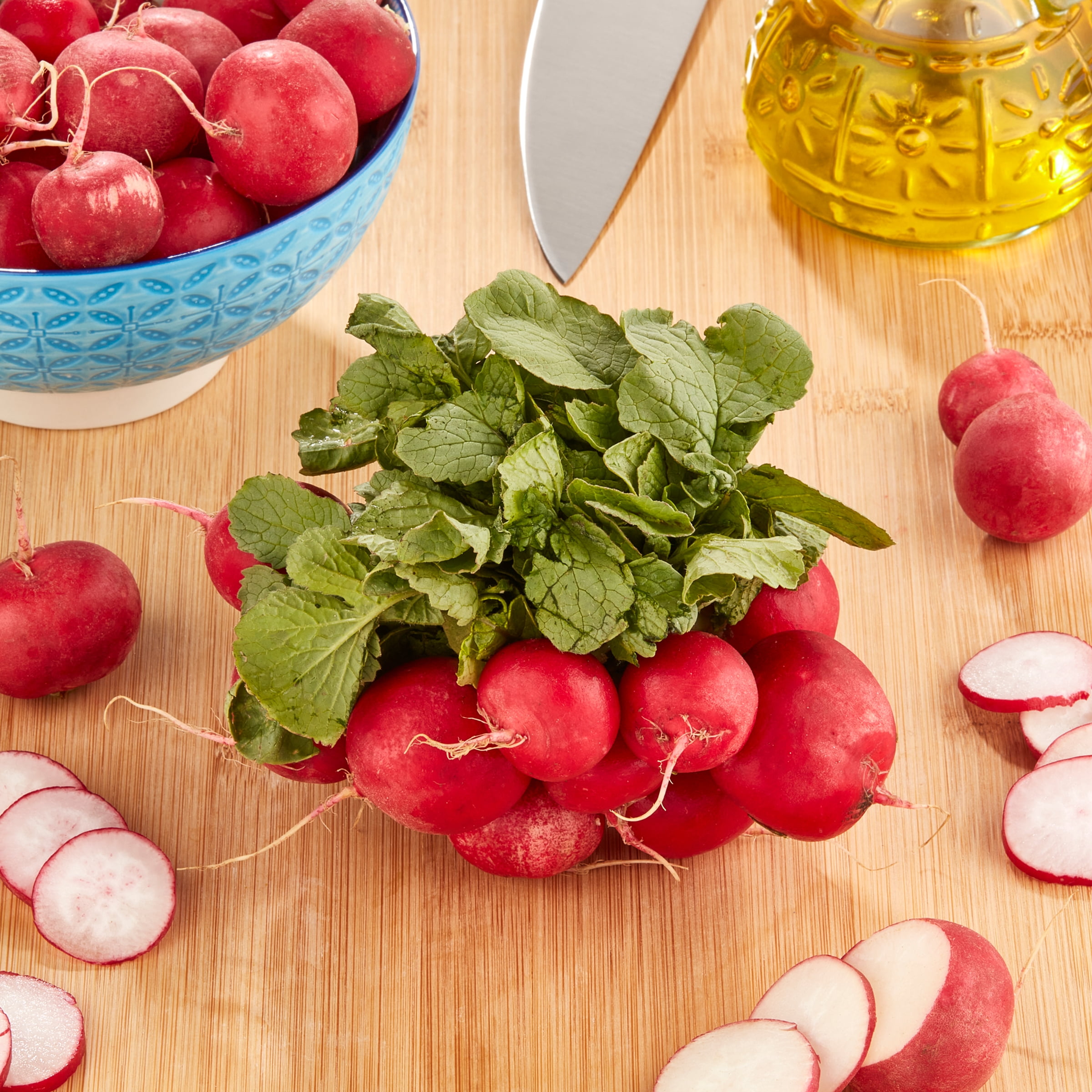 Fresh Produce, Whole Red Radish, 1 Bunch