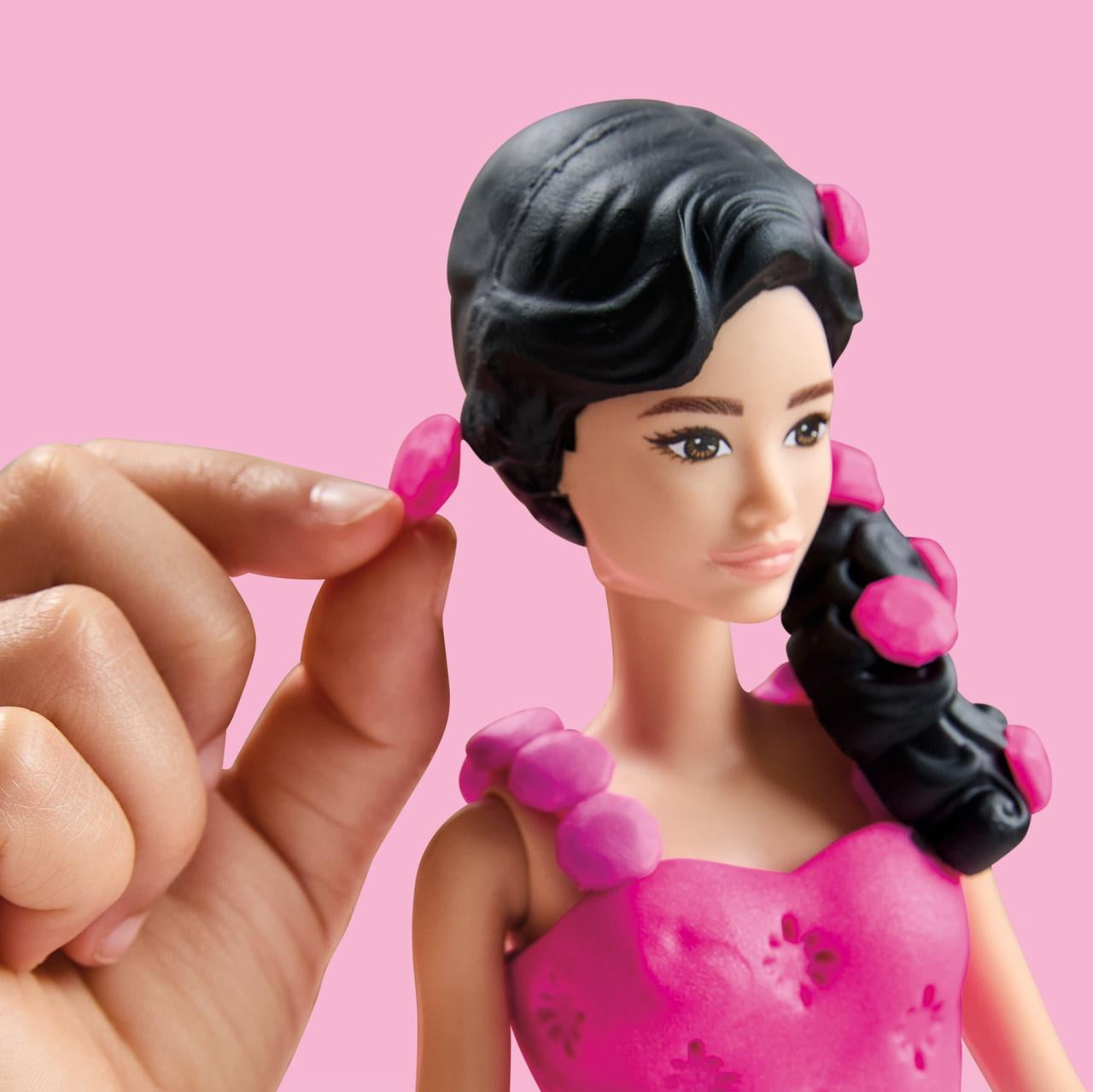 Play-Doh Beach Gems and Ribbons Glam, Make Designer Dolls Clothes, Toys for Kids 5 and up
