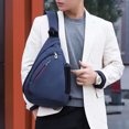 thumbnail image 1 of Bolsa De Pecho Para Hombre Bolsa Pecho Hombre Gran Capacidad Senderismo Bolsa Deportiva Casual para Viajes al Aire Libre (Azul), 1 of 5