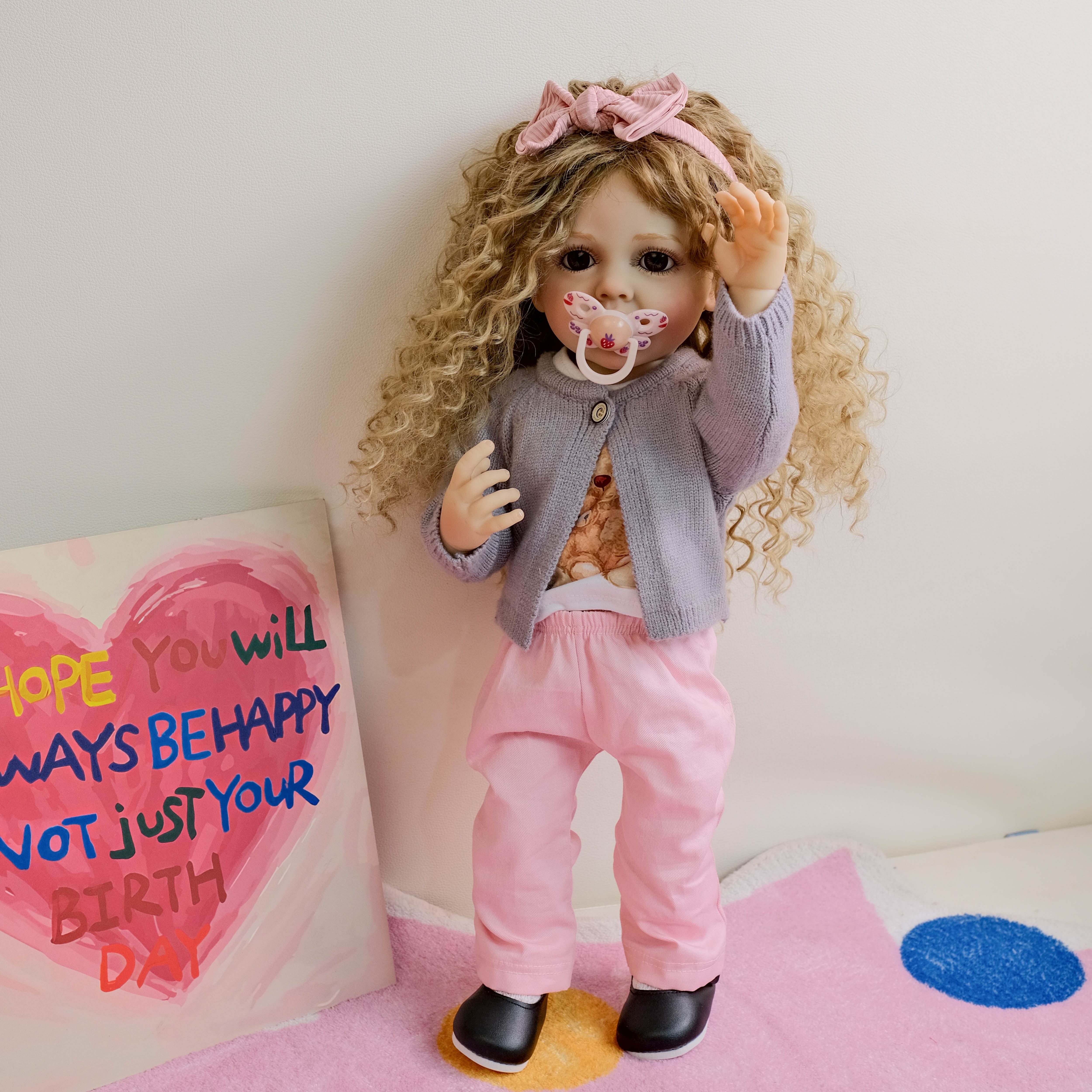 Realistic Newborn Reborn Baby Dolls - 22" Lifelike Girl Baby Dolls, Newborn Baby Doll Vinyl Full Body, Gift for Kids 3+, Grandma, New-Parents, Collectors