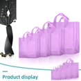 thumbnail image 4 of Bolsas de regalo Weewooday de plástico esmerilado con asas, 100 unidades, color morado, 4 of 7