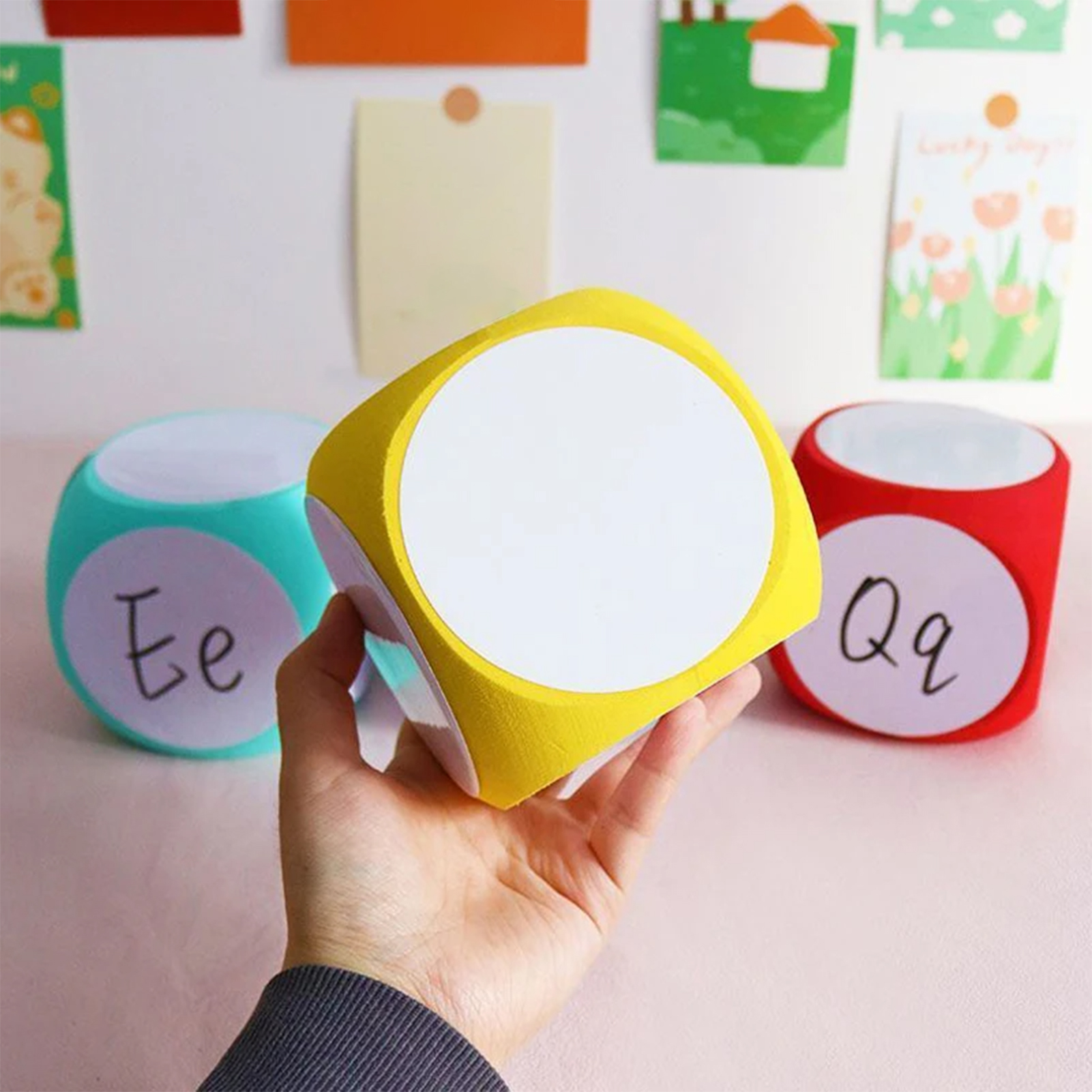 Lot De 4 Cubes En Mousse Effaçables Et Personnalisables - Jouets éducatifs, Décoratifs Et Pratiques Pour La Maison, L'école Et Les Fêtes