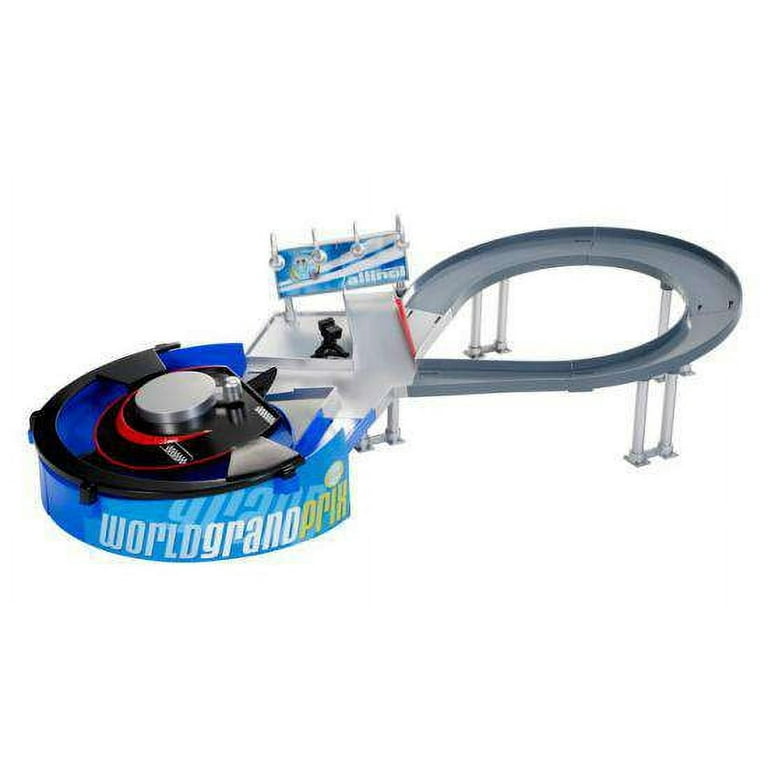 Disney / Pixar Cars Cars 2 Photo Finish Raceway Diecast Car