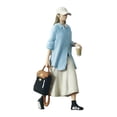 thumbnail image 1 of Figura de niña en miniatura a escala 1/64, realista, para micropaisajes, diseño y accesorios. Pintado, 1 of 9