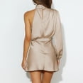thumbnail image 5 of Robe Satinée Élégante à Manches Longues et Épaules Dénudées pour Femmes Grande Taille - Tenue de Soirée Stylée, 5 of 5