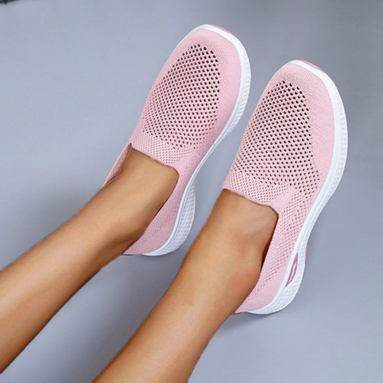 Sperry pink slip on deals
