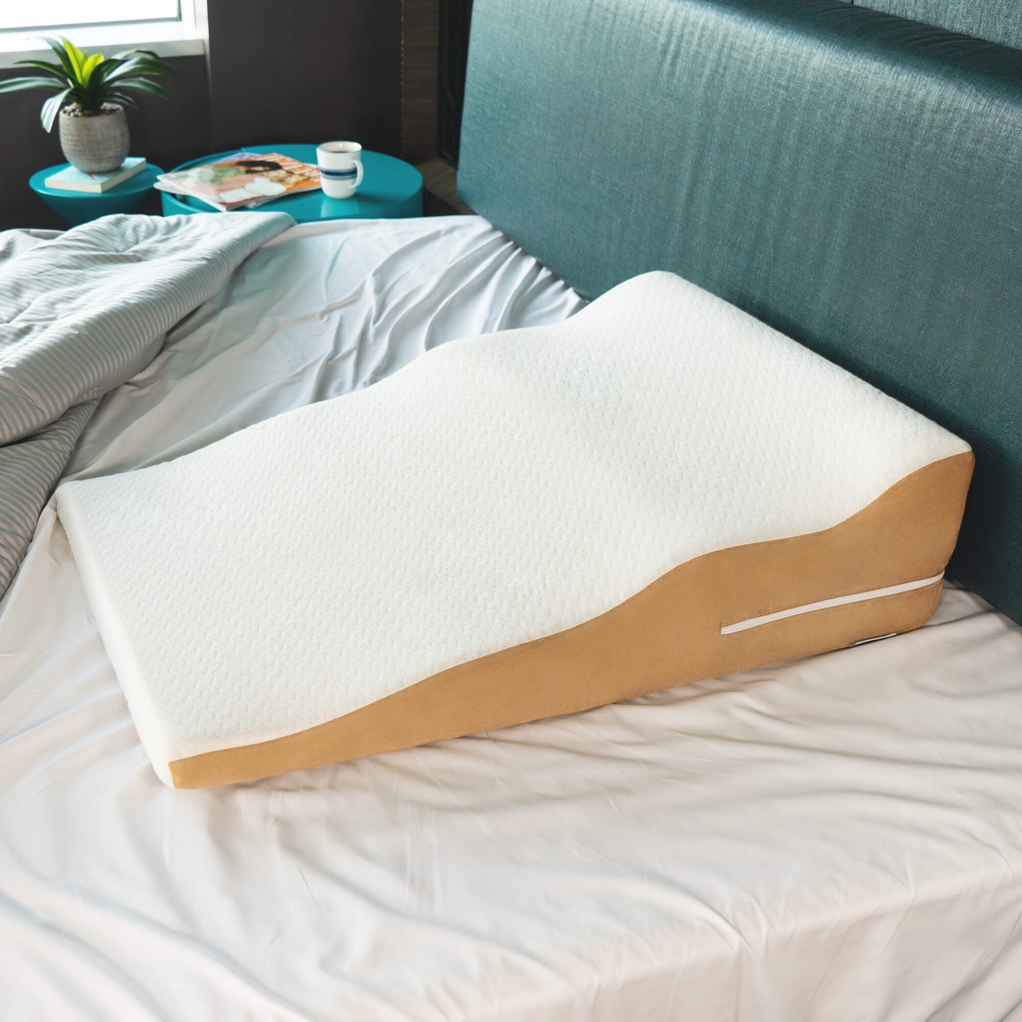 NOVA Bed Wedge for Back & Side Sleepers with Half Roll Pillow Insert, Bed  Wedge with Cut Out for Side Sleepers, Combo Bed Wedge & Half Roll Pillow