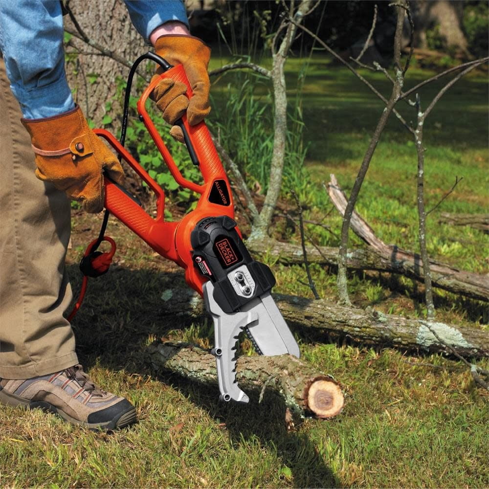 BLACK+DECKER LP1000 4.5 Amp Corded Alligator Lopper Chain Saw
