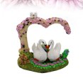 thumbnail image 2 of Adorno de cisne con forma de corazón para acuario, decoración de escritorio para el hogar, pecera, artesanía de resina, 2 of 5