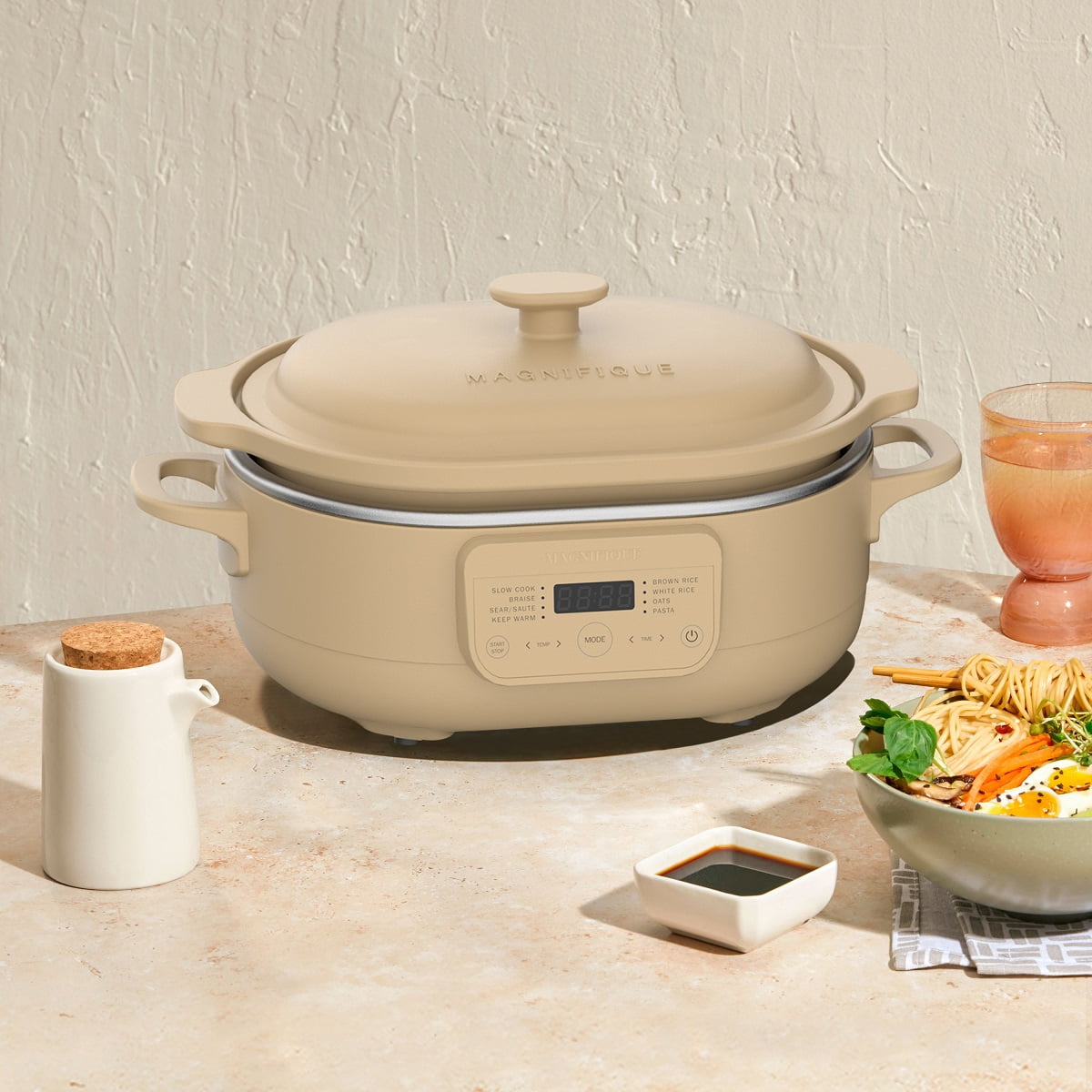 MAGNIFIQUE Programmable Claypot Oven Multi-Cooker 4 Qt with Wooden Spatula, Multi-Functional Slow Cook, Braise, Sear, Pasta Cooking for Small Kitchens