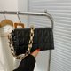 thumbnail image 3 of Bolso de hombro a cuadros a la moda, bolsos para axilas de cadena gruesa para mujer, bolsos de diseñador de marca y bolsos de mano para mujer, bandolera negra de 24*14cm JAMW Sencillez, 3 of 5