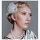 thumbnail image 4 of Diadema de plumas con diseño de banda para el pelo estilo vintage europeo y americano, con diamantes de imitación para fiestas de cócteles, 4 of 6