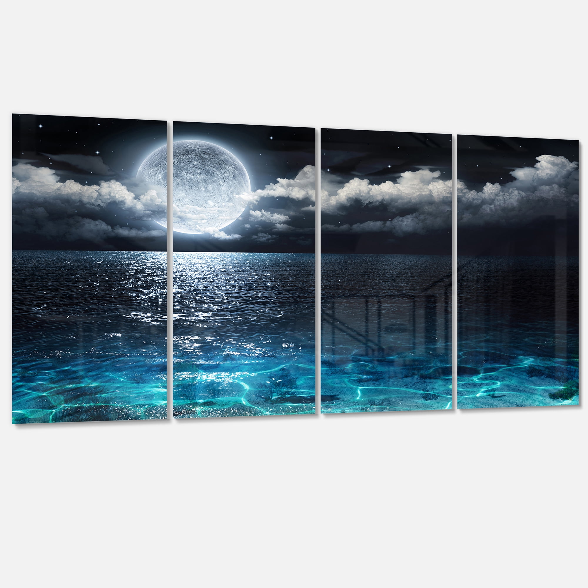 Designart 'Romantic Full Moon Over Sea ' Seascape Canvas Art Print