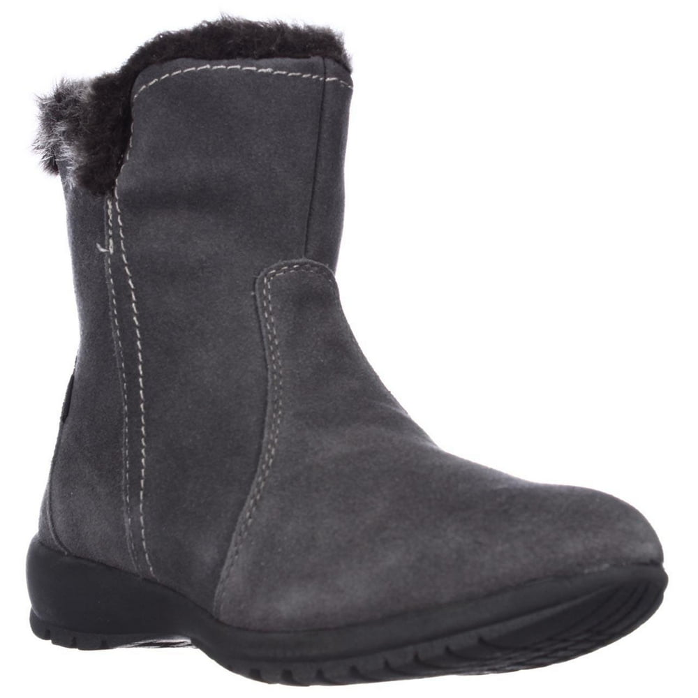 light grey winter boots