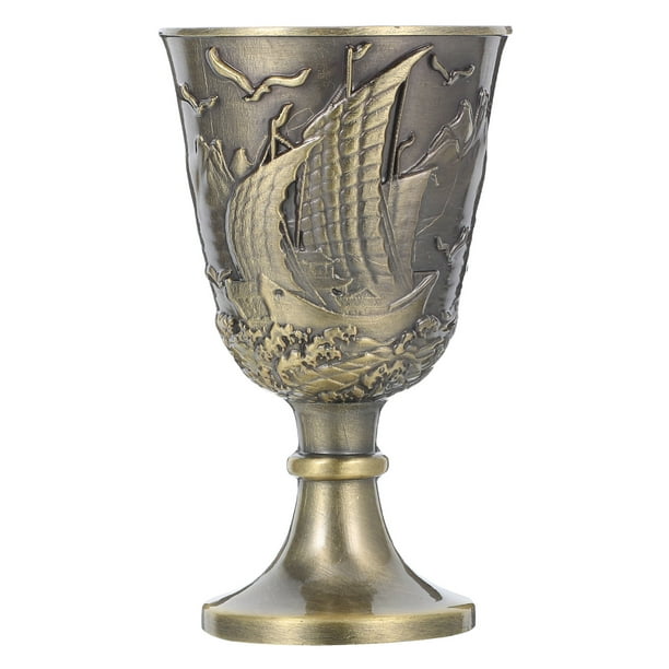 Elegante copa de vino vintage con grabado intrincado. Cáliz multifunción para vino tinto, licor y celebraciones festivas.