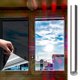 thumbnail image 5 of Película de Privacidad Unidireccional para Ventanas | Bloqueo de Rayos Ir Del 95 % y Uv Del 85 % | Control de Calor y Reducción Del Deslumbramiento | Kit de Instalación Incluido | Paquete de 1, 5 of 5