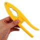 thumbnail image 5 of TEHAUX Multifuncional Y Pelador Para Nueces Y Castañas De Aleación Zinc Amarillo, 5 of 7