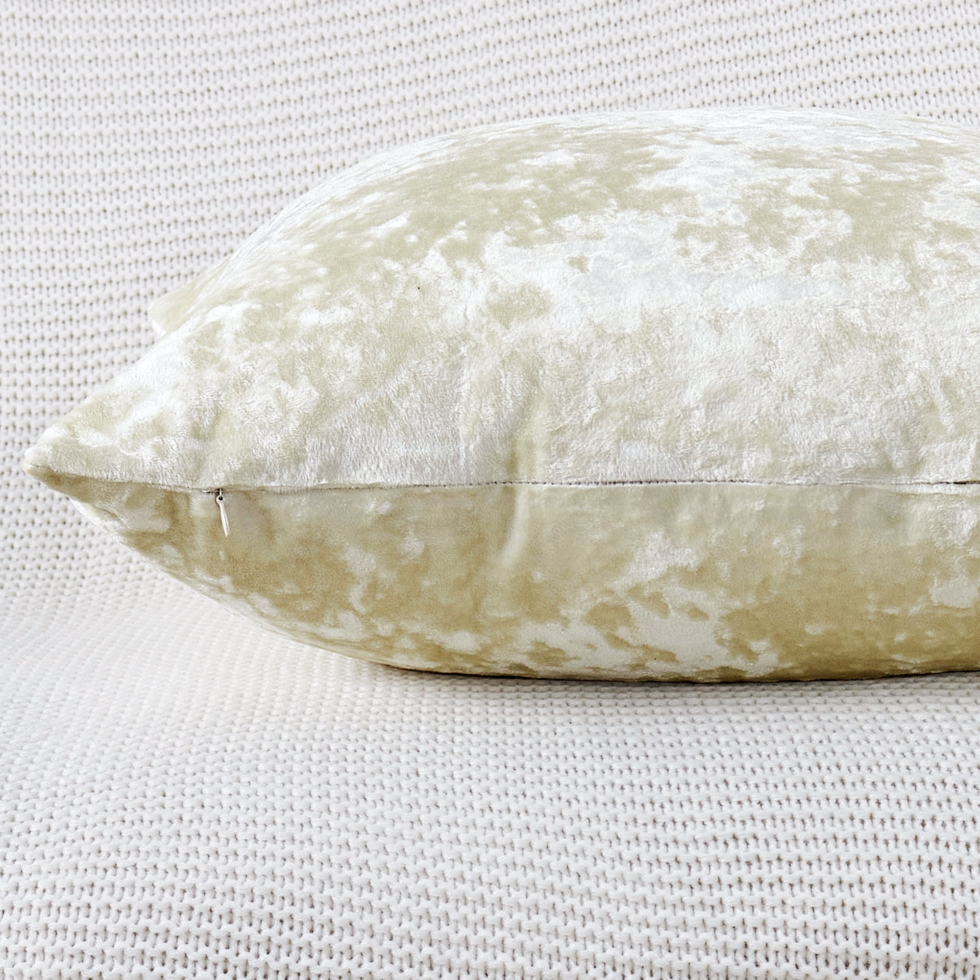 Home Soft Things Crushed Velvet 4 Piece Throw Pillow Cover Set - Gardenia - 20" x 20"