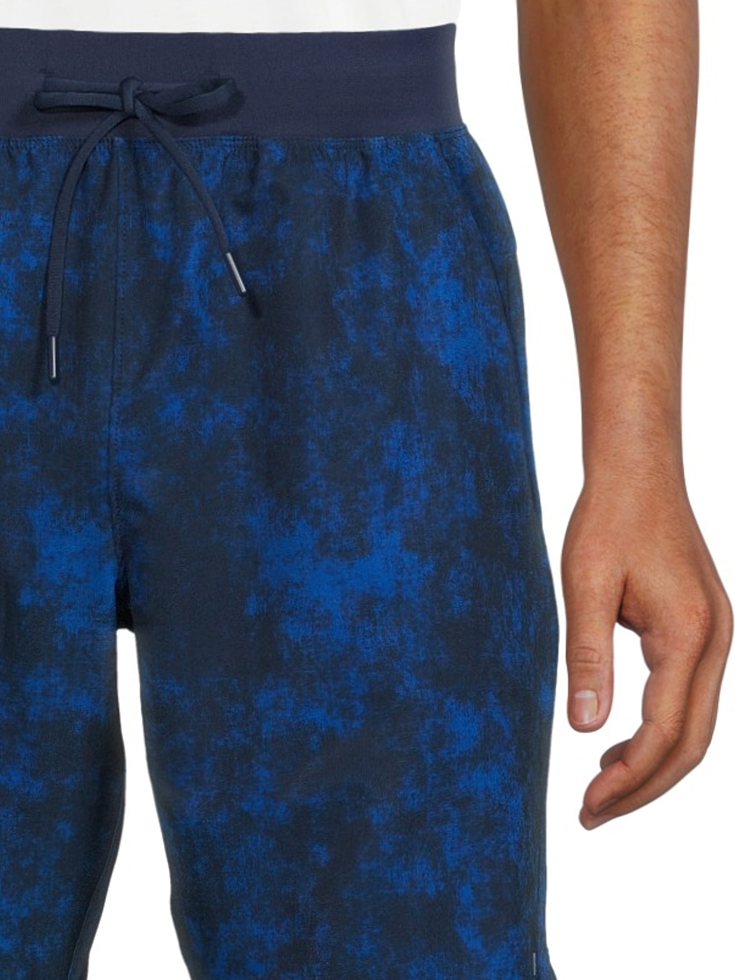 Russell Men's and Big Men's 9"  Woven Tech Short with Comfort Waistband, up to 5XL