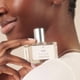 thumbnail image 5 of Loción corporal de limón y cúrcuma de Motor City Organics: loción reafirmante e iluminadora natural. Sin manchas y con aroma a limpio. Para todo tipo de piel | Hecho con cúrcuma, vitamina C y ácido hi, 5 of 5