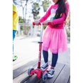 thumbnail image 4 of Micro Kickboard - Mini Deluxe à DEL - Trottinette Micro à Trois Roues, à Inclinaison pour Diriger, Conçue en Suisse, pour Tout-Petits et Enfants, avec Roues Lumineuses Activées par le Mouvement pour 2 à 5 Ans (Rouge), 4 of 5