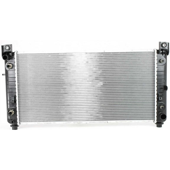 RADIATOR Compatible with CHEVROLET SILVERADO/SIERRA 1999-2007 8 Cyl with EOC Includes 2007 Classic