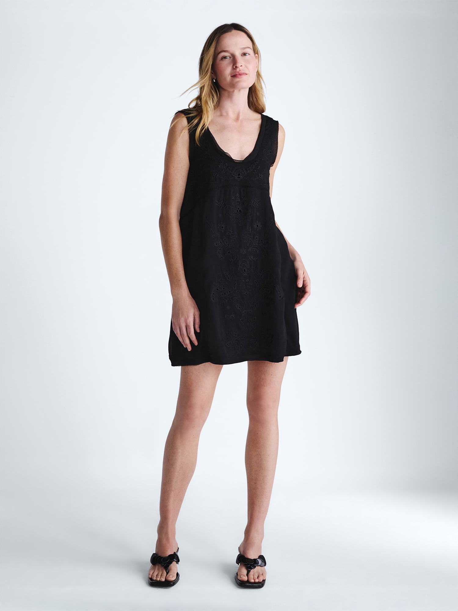 Scoop Women's and Women's Plus Embroidered Mini Dress, Sizes XS-4X