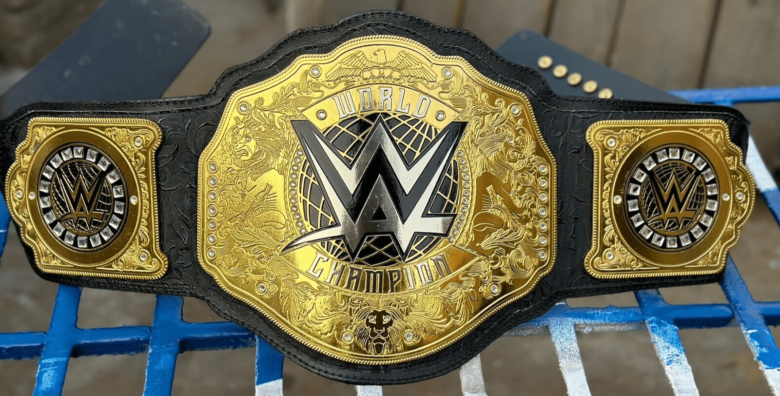 new-wwe-world-heavyweight-championship-replica-title-brass-belt-adult