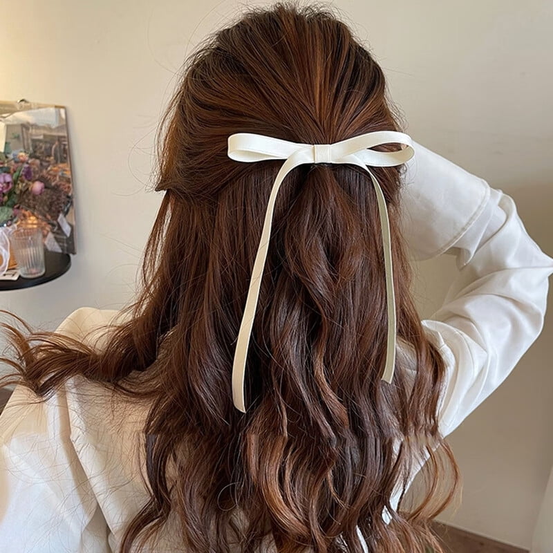 Hair with bow