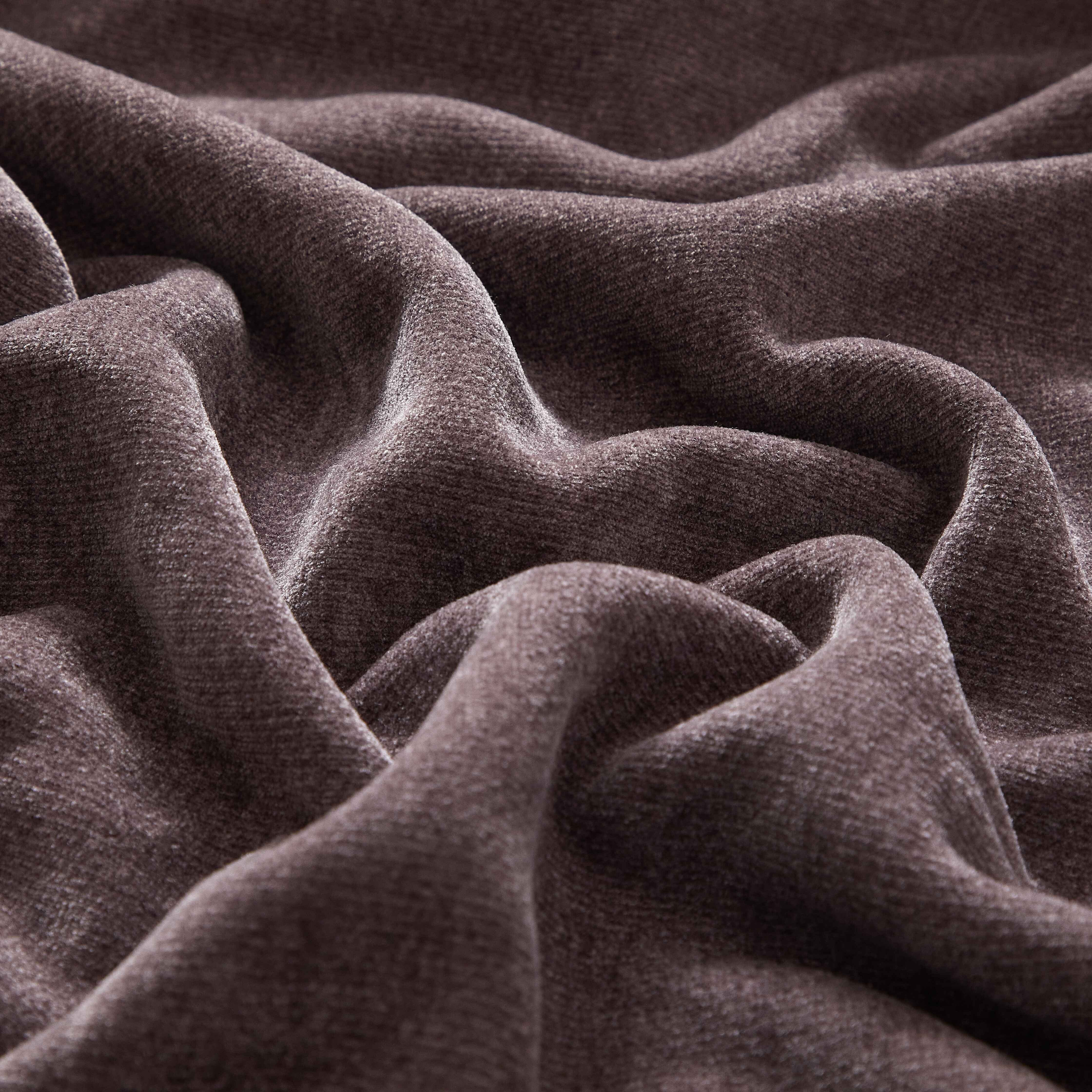 Mainstays Cozy Sweatshirt Chenille Throw Blanket, Plum Truffle, 50" x 60"