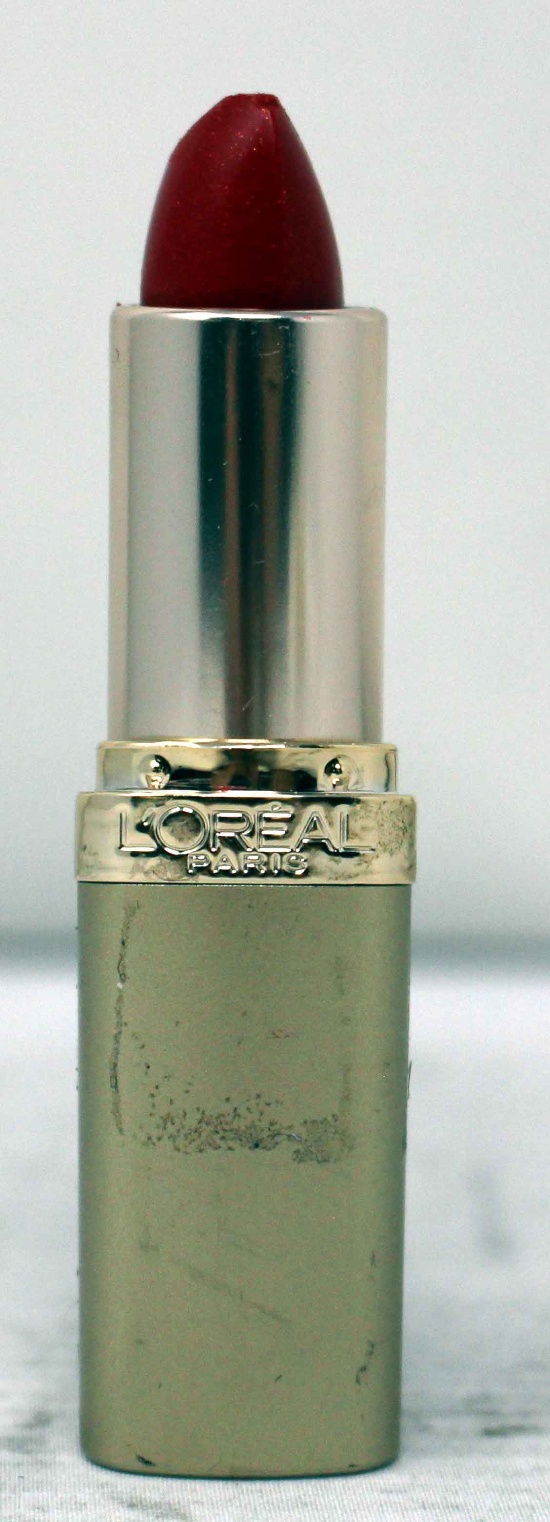 L'Oreal Colour Riche Hydrating Ruby Flame Lipstick