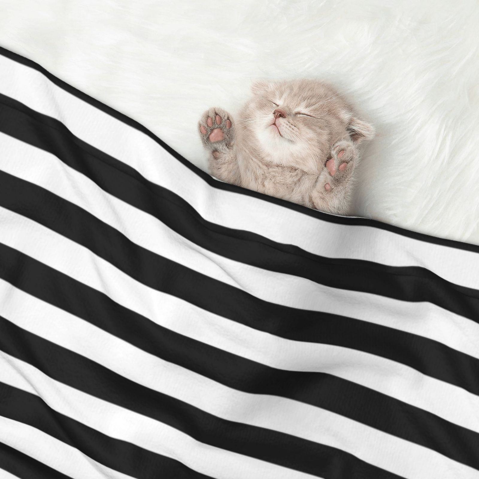 Black And White Stripe Dog Blanket Soft Warm Flannel Cat Blanket Great Pet Throw for Cats Puppy Small Medium Large Dog