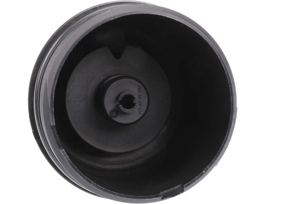 URO Parts URO-018631 Engine Oil Filter Cover