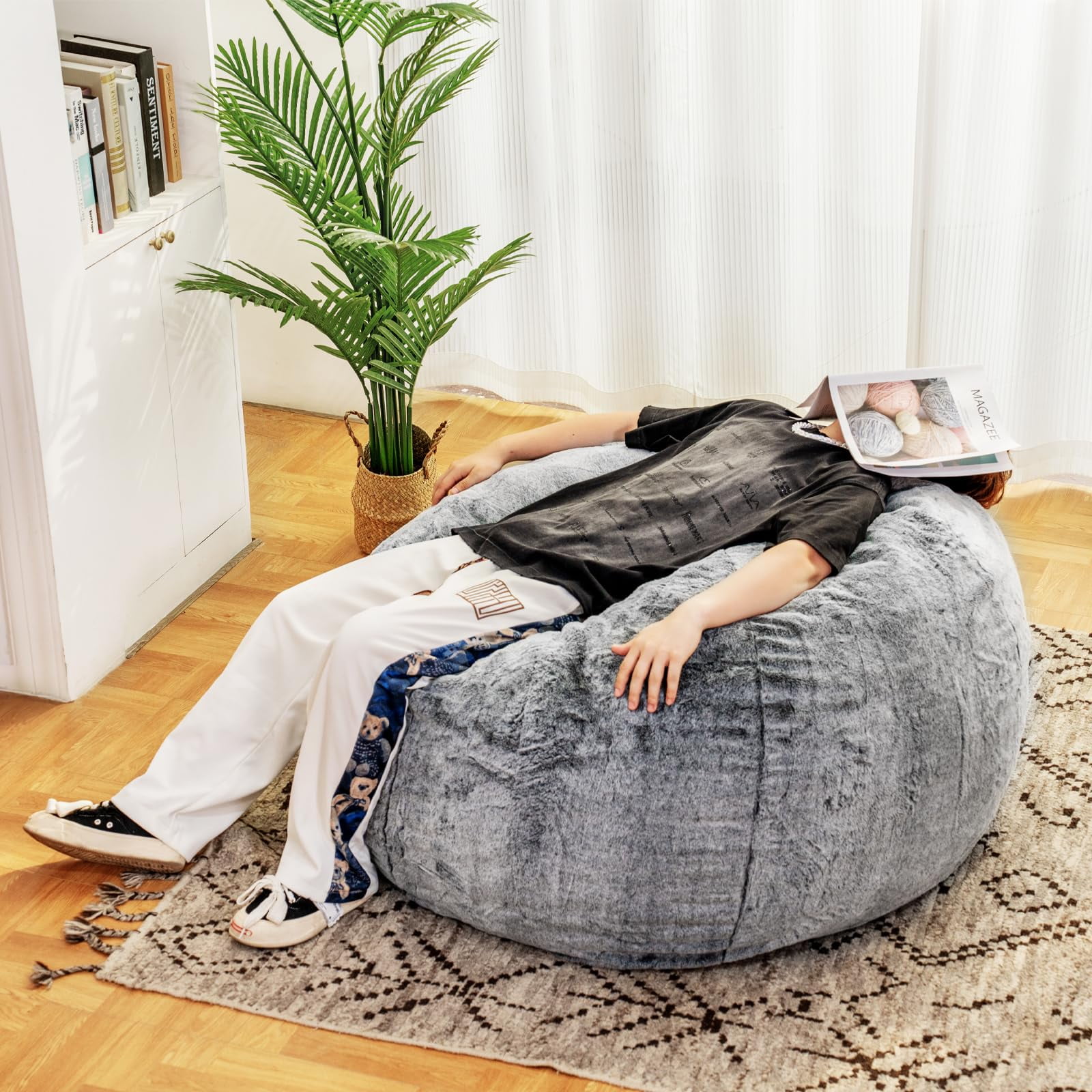 Furlinkhm Giant Bean Bag Chair, Round Furry Fuzzy Bean Bag Sofa