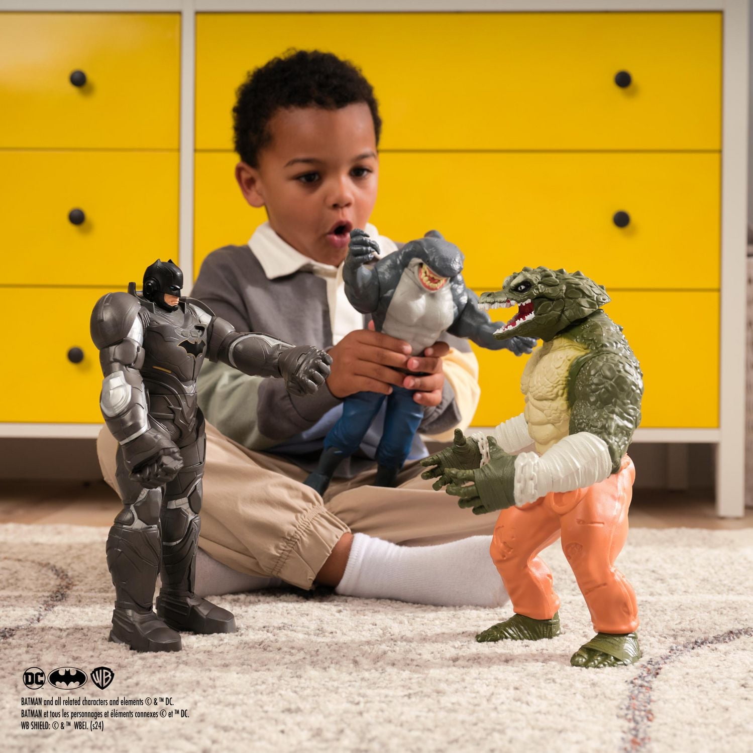 DC Comics, Batman, Figurine articulée Batman Série Giant de 30 cm, jouet de super-héros à collectionner pour garçons et filles à partir de 3 ans