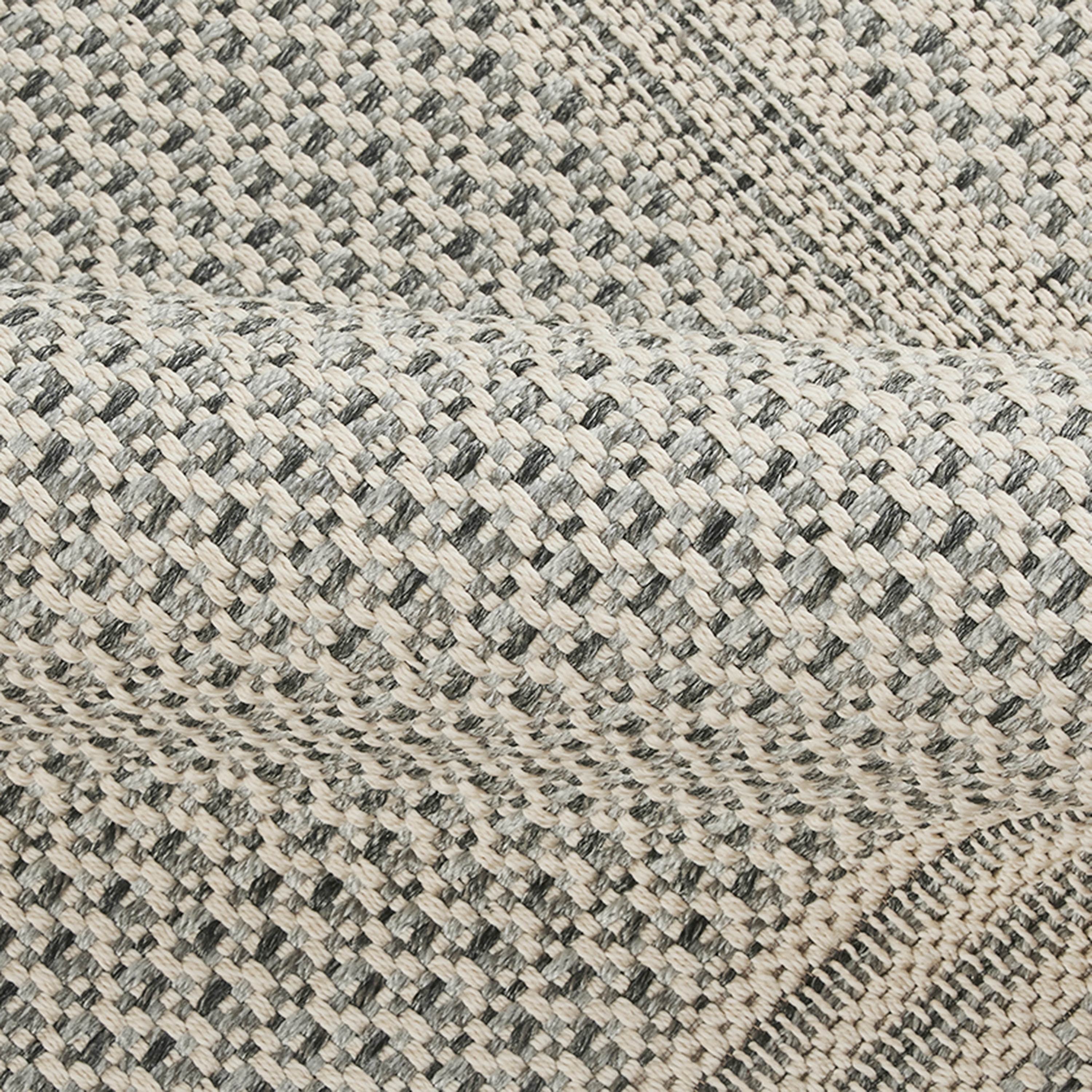 Better Homes & Gardens 7’x10’ Woven Gray Border Outdoor Rug