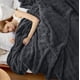 thumbnail image 2 of Manta polar Bedsure gris oscuro para sofá, 230 x 230 cm, 2 of 6