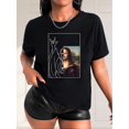 thumbnail image 1 of [Povalité Saisonnière] T-Shirt Graphique Décontracté pour Femmes - Demi Mona Lisa Demi-Ombre, T-Shirt à Manches Courtes Col Rond, Mélange Polyester Noir, Mode Printemps/été, T-Shirts pour Dames Fête des Pères, 1 of 8