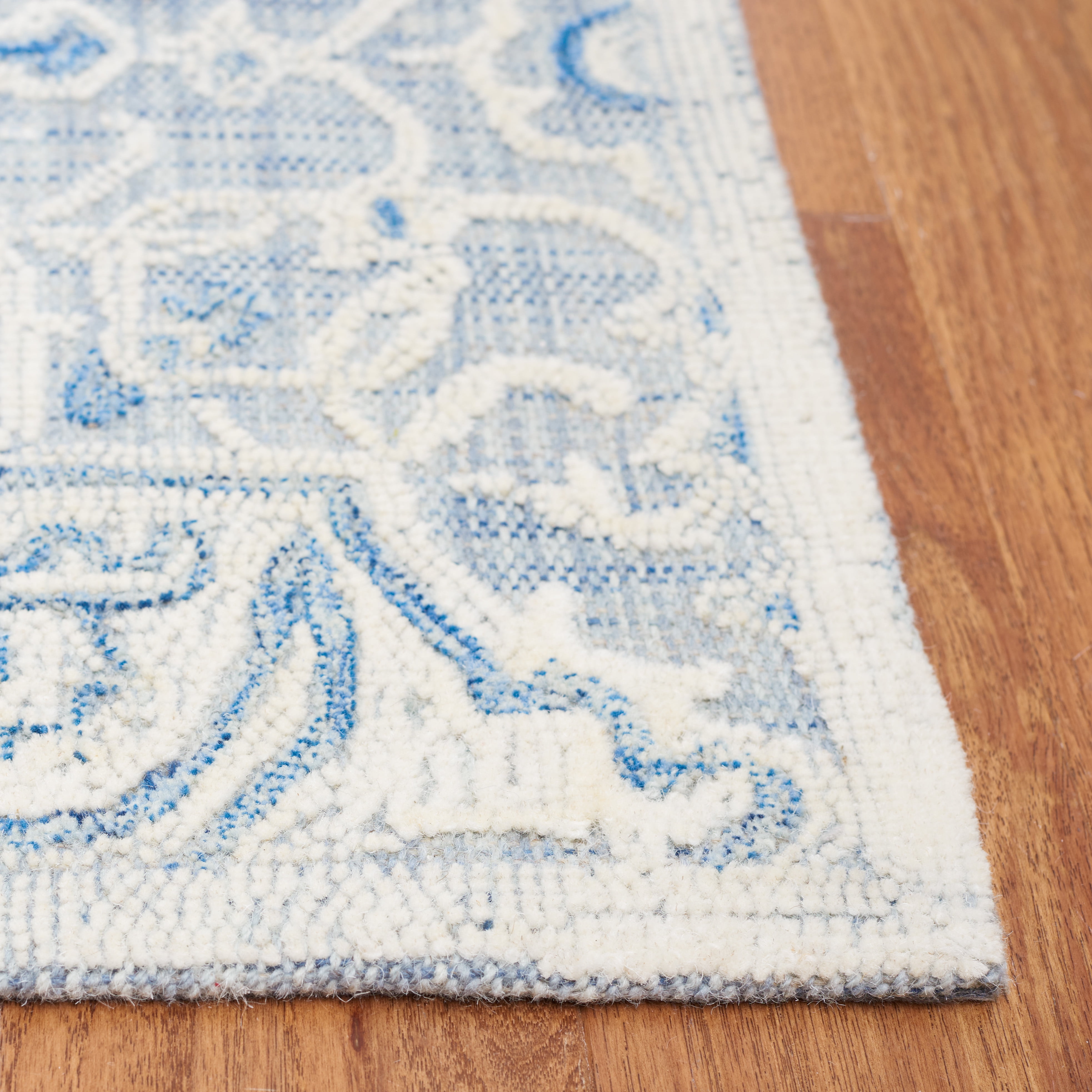 SAFAVIEH Trace Mia Medallion Area Rug, Blue/Ivory, 6' x 6' Square