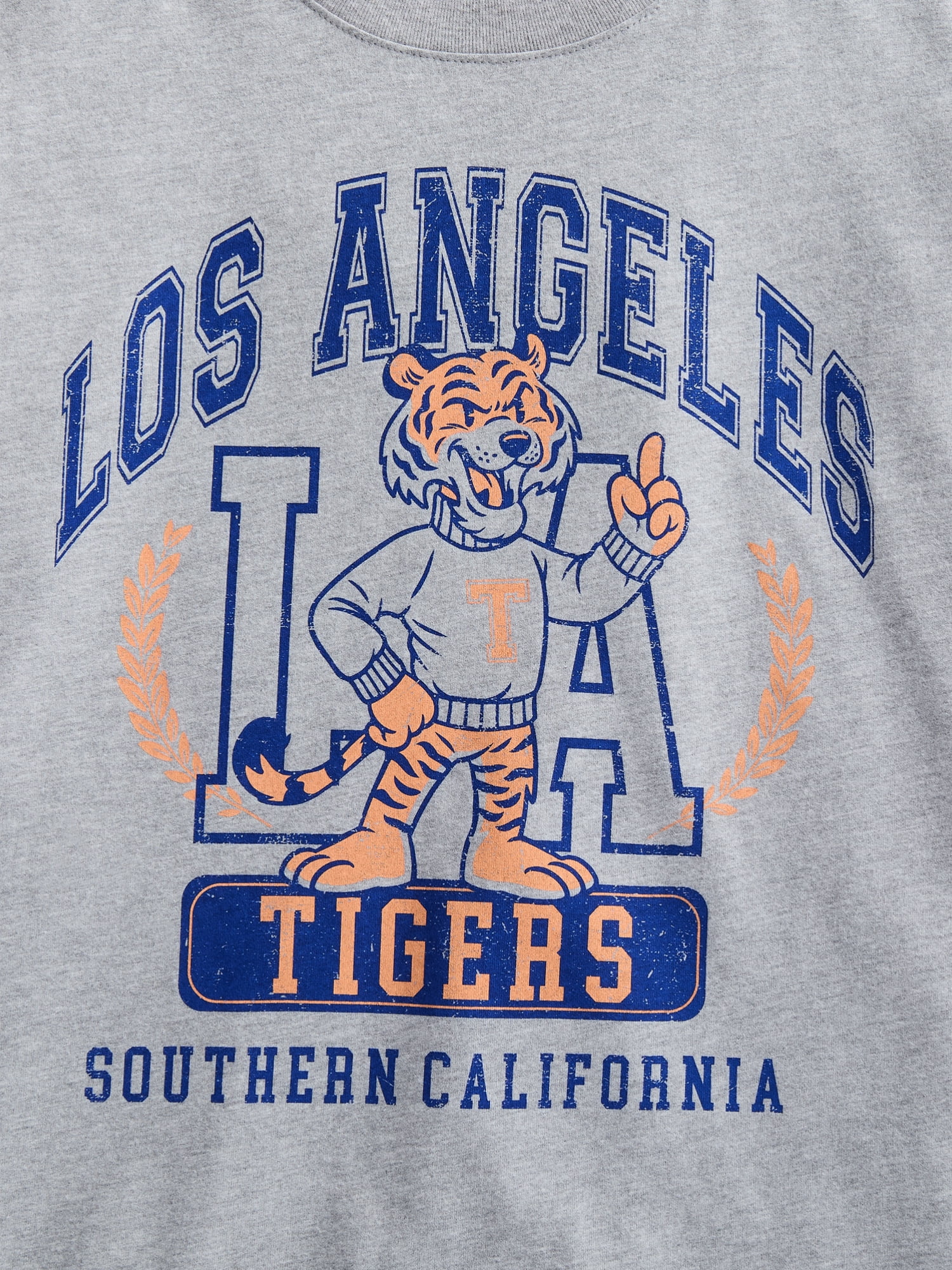 Weekend Academy Girls Graphic Tee with Short Sleeves, Sizes 4-18