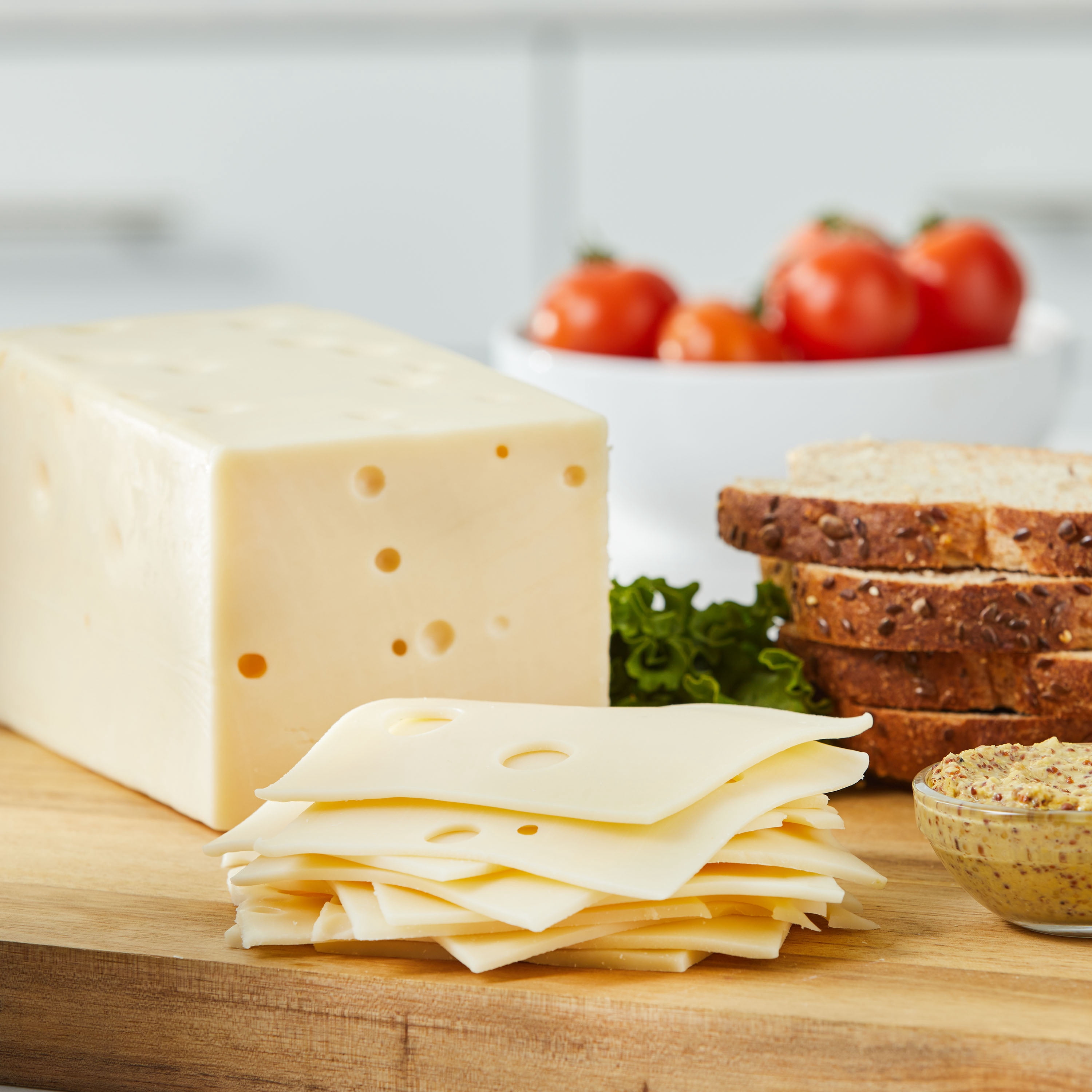 Prima Della Swiss Cheese, Sliced (Refrigerated)