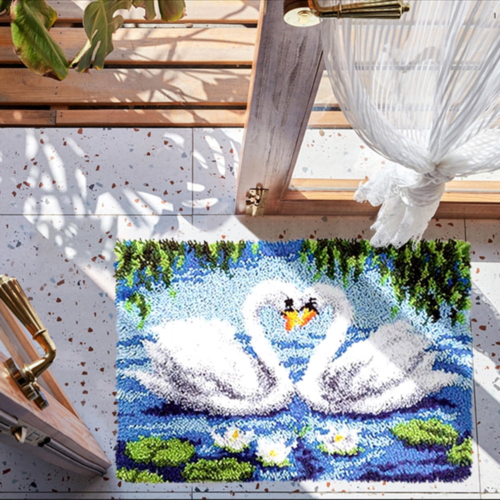 Latch hook rug kit,latch hook cushion kits,Swan Latch Hook Rug Kit for Adults Crocheting Carpet Rug Yarn Sofa Cushion Mat Tapestry DIY Carpet Arts Crafts 50×38cm/20*15in