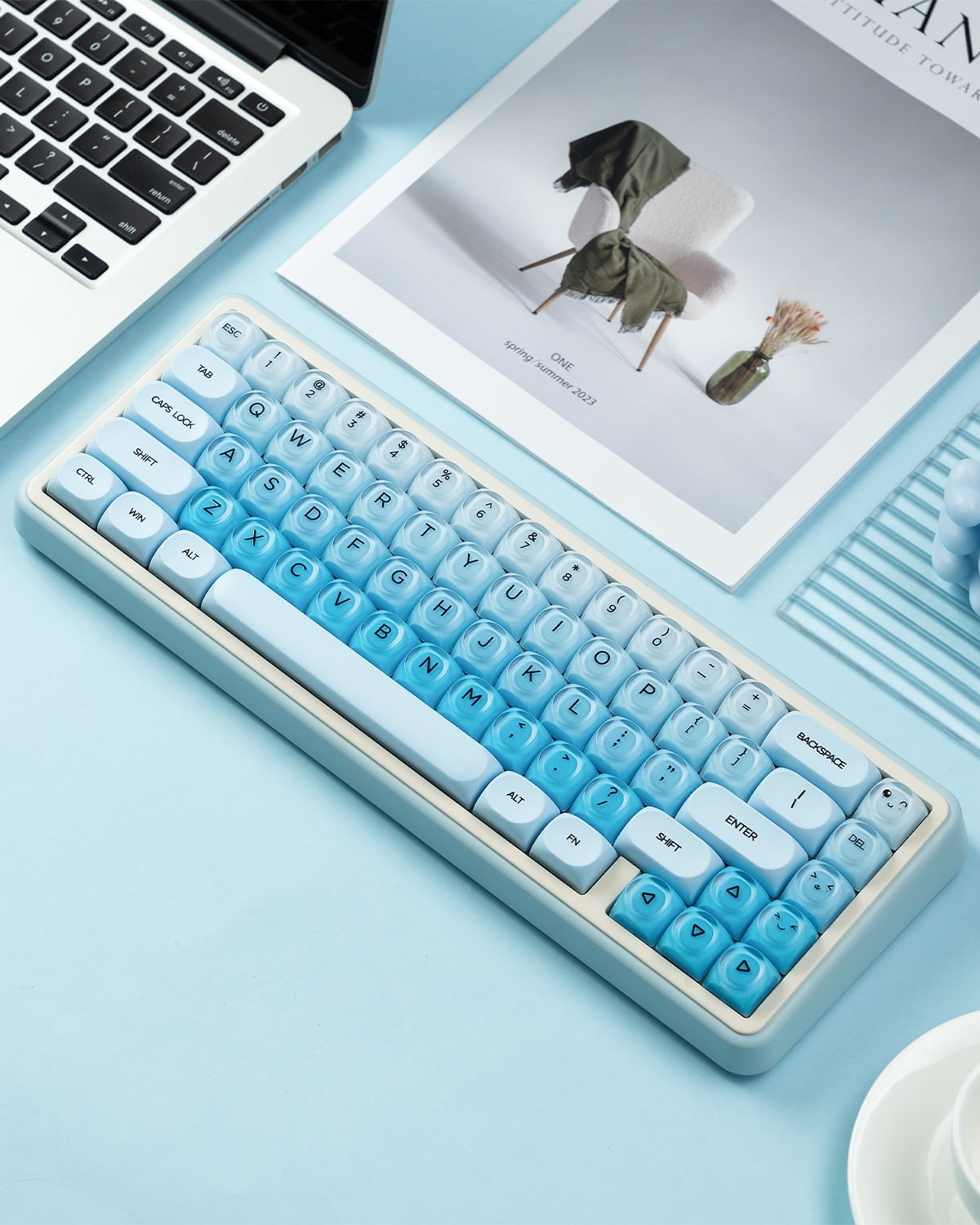 COSTOM PBT Keycaps, Jelly Keycaps Creamy MOA Profile, 132 Keys Translucent Cute Custom Key caps for Cherry Gateron MX Swithes Mechanical Keyboards, Blue