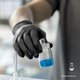 thumbnail image 4 of Guantes desechables Medguy de nitrilo negro, 4,5 mil, 100 unidades, 4 of 7